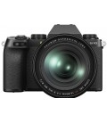 FUJIFILM X-S10 XF16-80mm  NEGRA