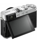 FUJIFILM X-E4 CUERPO PLATA + KIT GRIP Y BOTON PULGAR